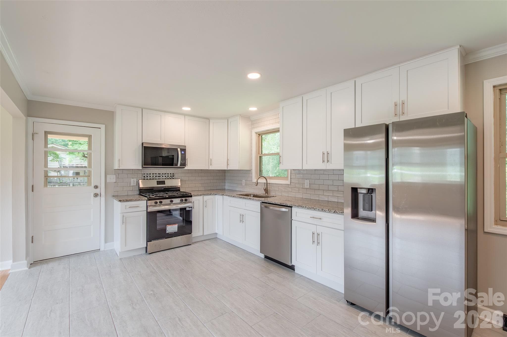 Single Family Residence at 4109 Little Mountain Road, Gastonia, photo 6 of 18