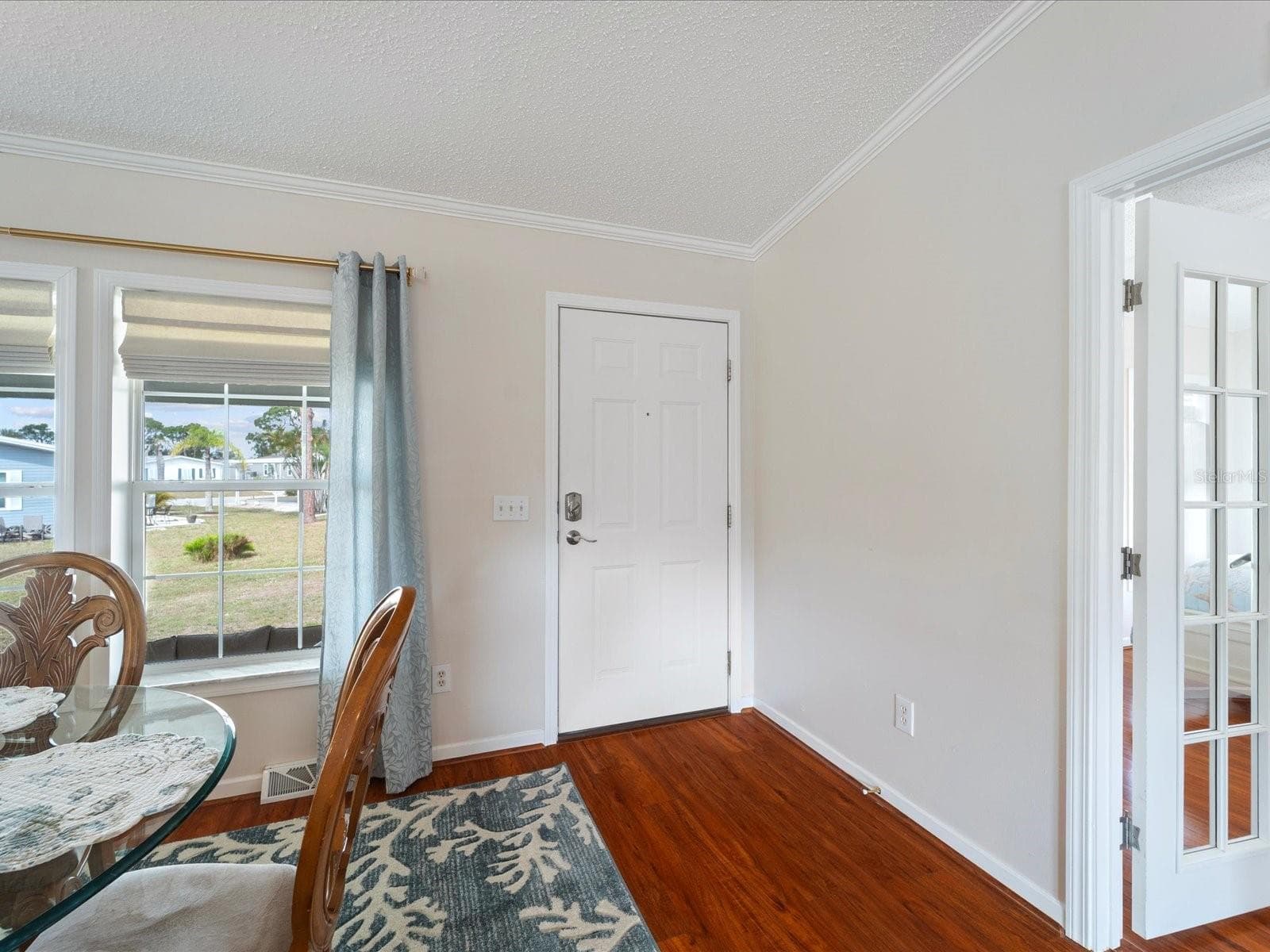 Front interior entrance - 9182 PINEHAVEN WAY, ENGLEWOOD