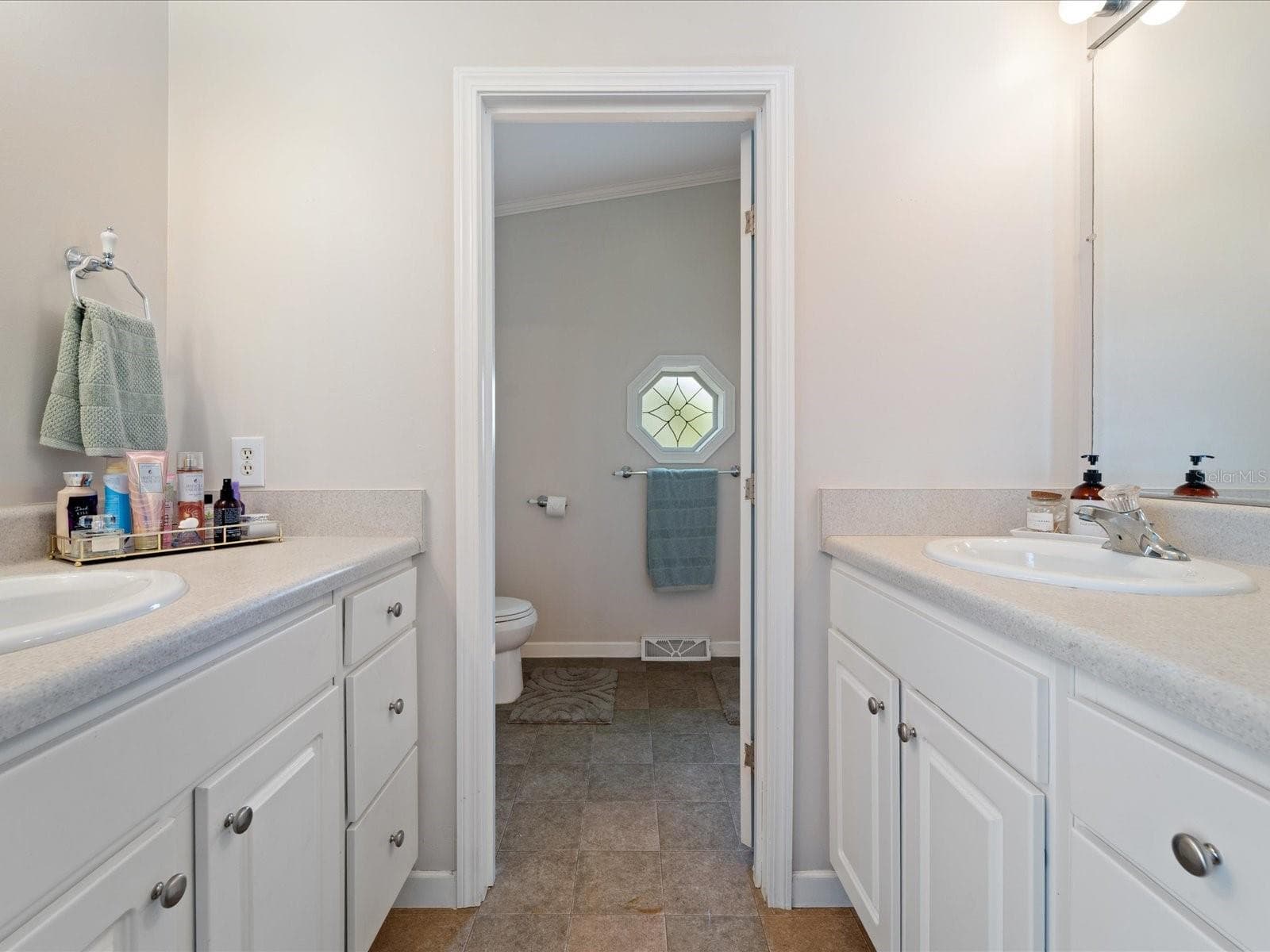 Master bathroom - 9182 PINEHAVEN WAY, ENGLEWOOD