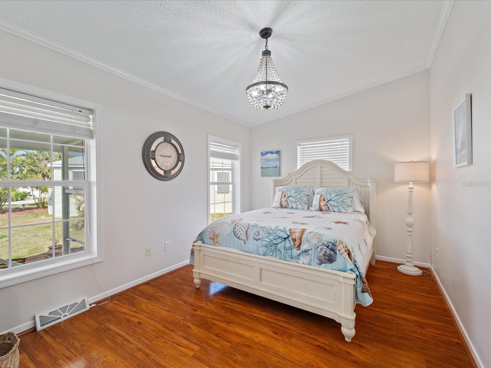 Guest bedroom #1 - 9182 PINEHAVEN WAY, ENGLEWOOD