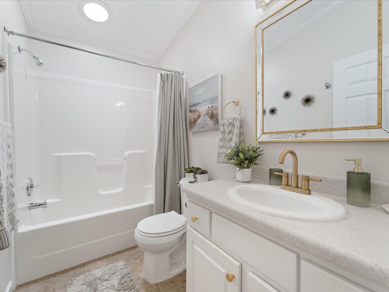 Guest bathroom - 9182 PINEHAVEN WAY, ENGLEWOOD