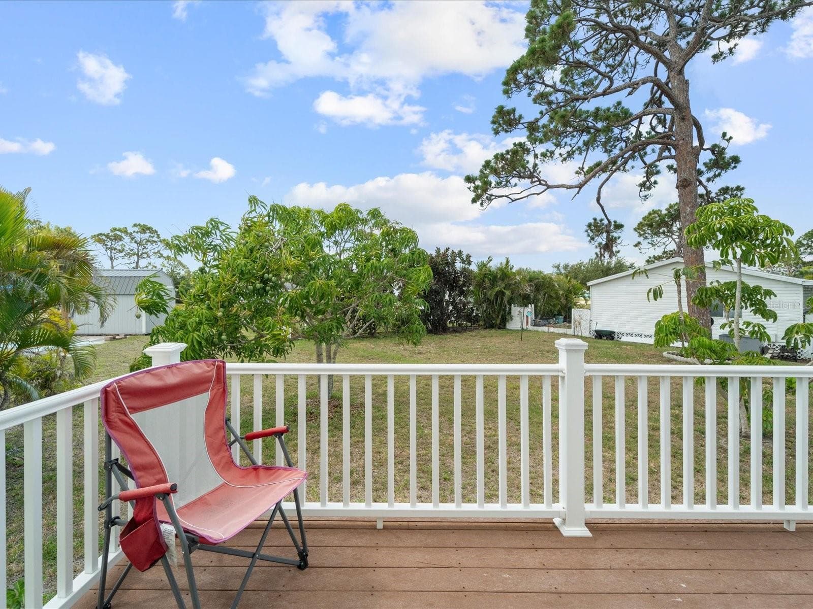 Back deck - 9182 PINEHAVEN WAY, ENGLEWOOD