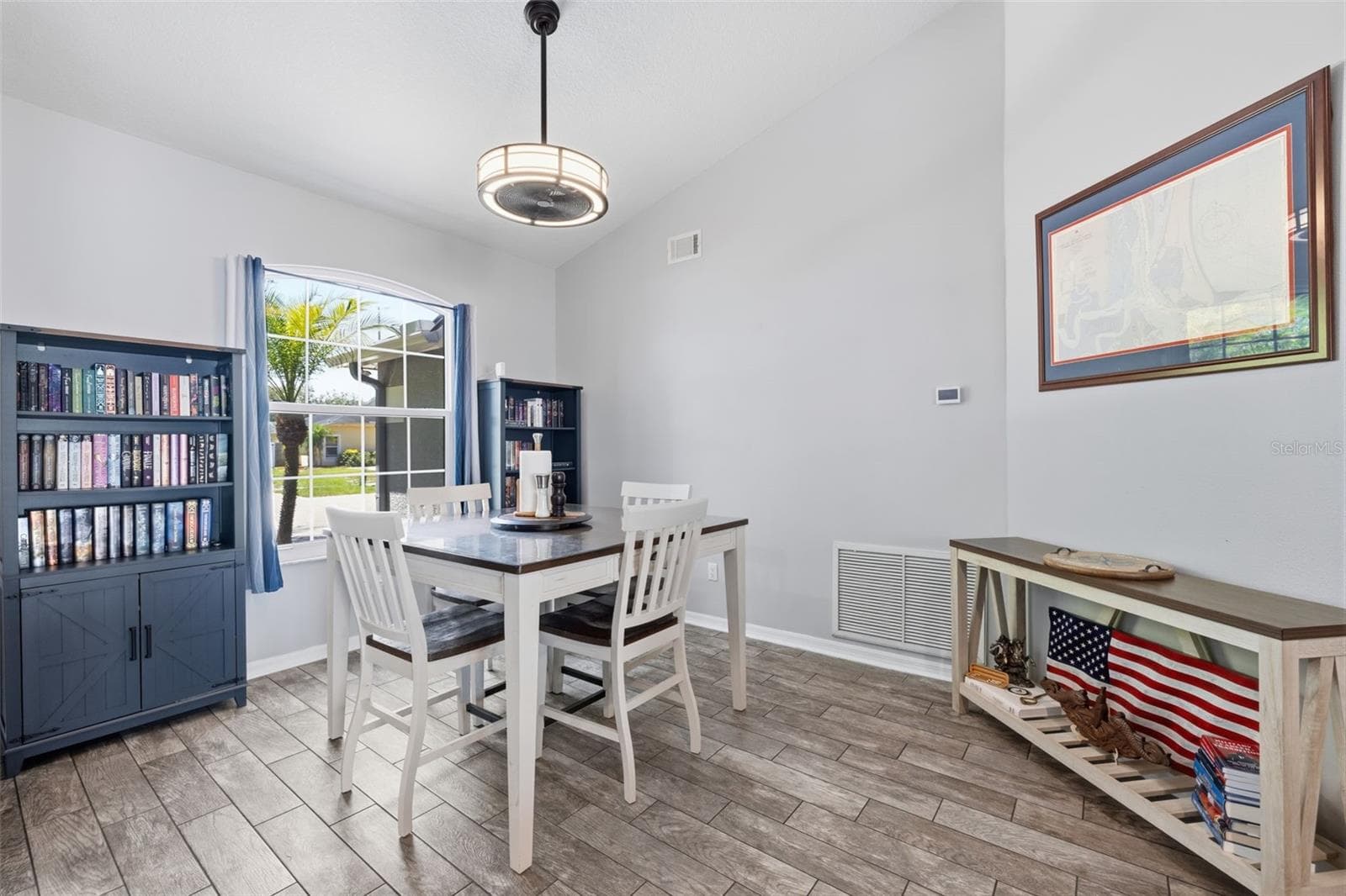Single Family Residence at 12020 RUNNING FOX CIR, RIVERVIEW, photo 11 of 31
