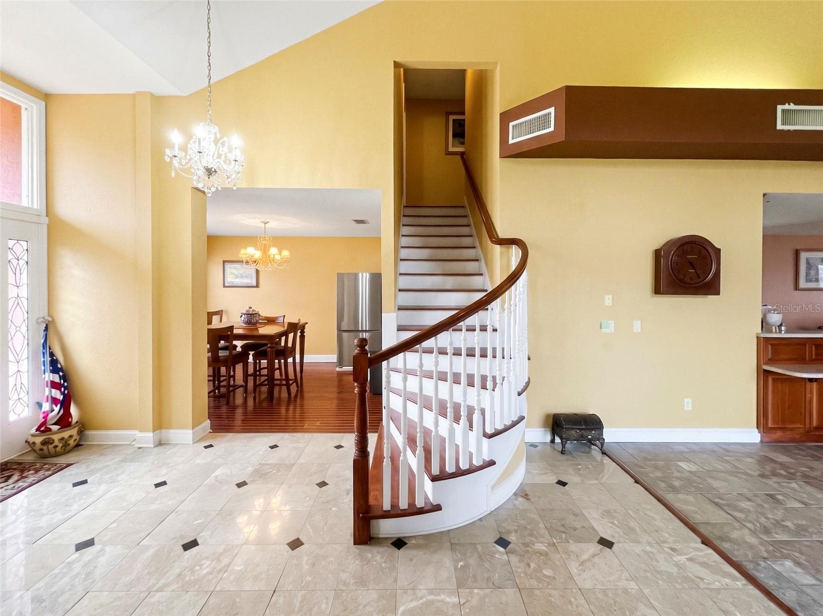 CUSTOM STAIRWELL. MARBLE FOYER. - 936 ALLEGRO LN, APOLLO BEACH