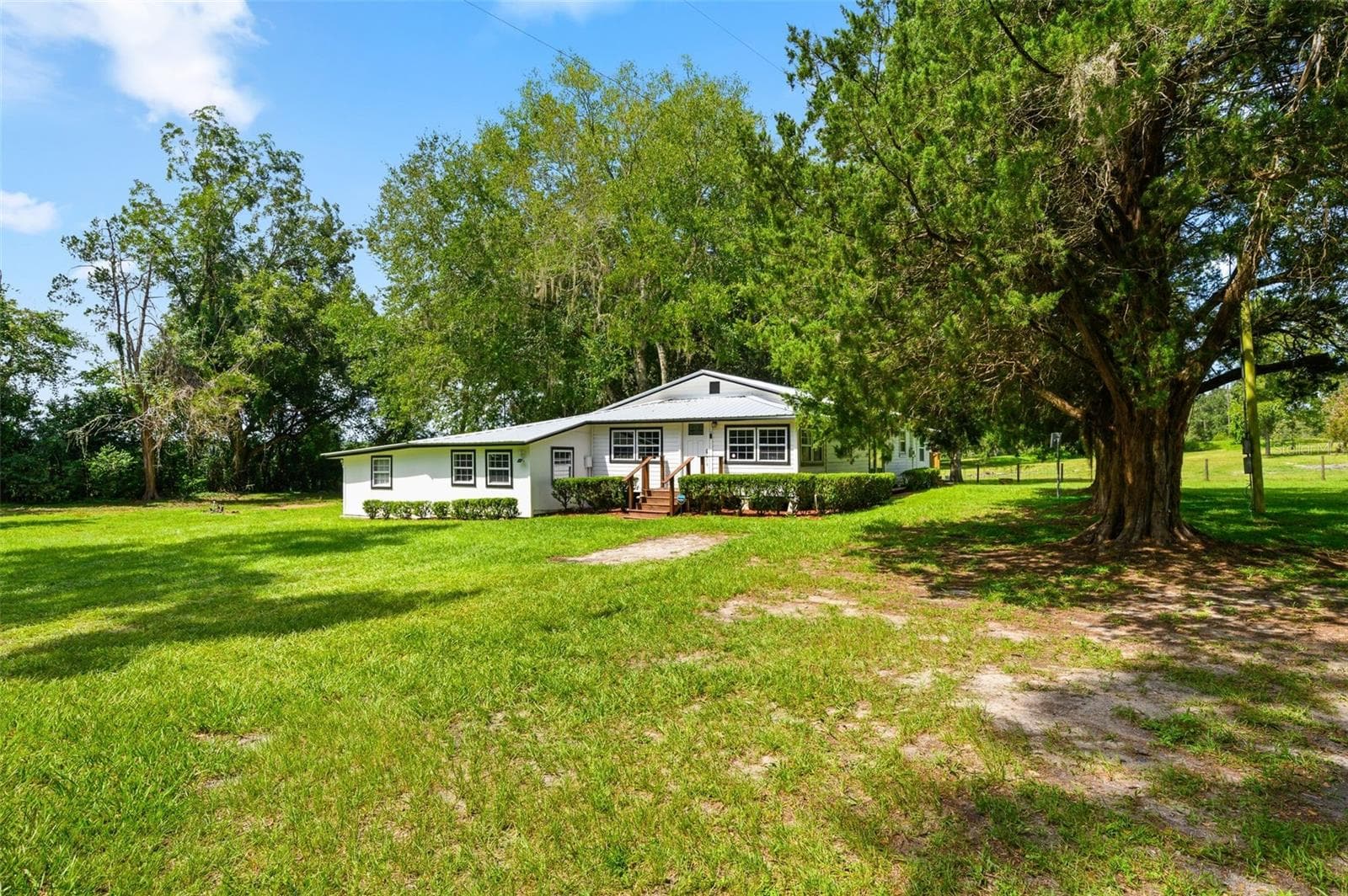 Single Family Residence at 6218 SW 202ND ST, NEWBERRY, photo 3 of 67