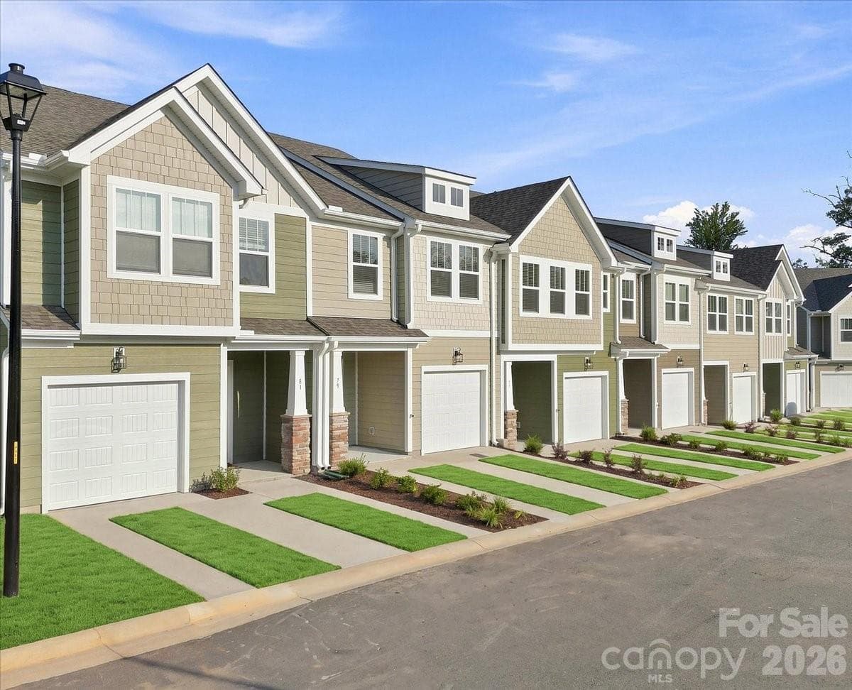 Townhouse at Arden, photo 4 of 36