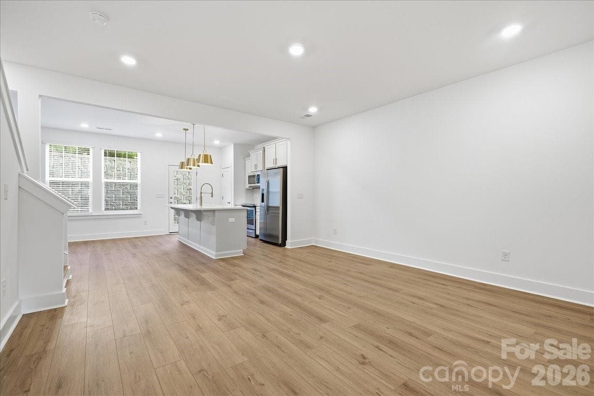Townhouse at 79 Moon Haven Way, Arden, photo 11 of 32