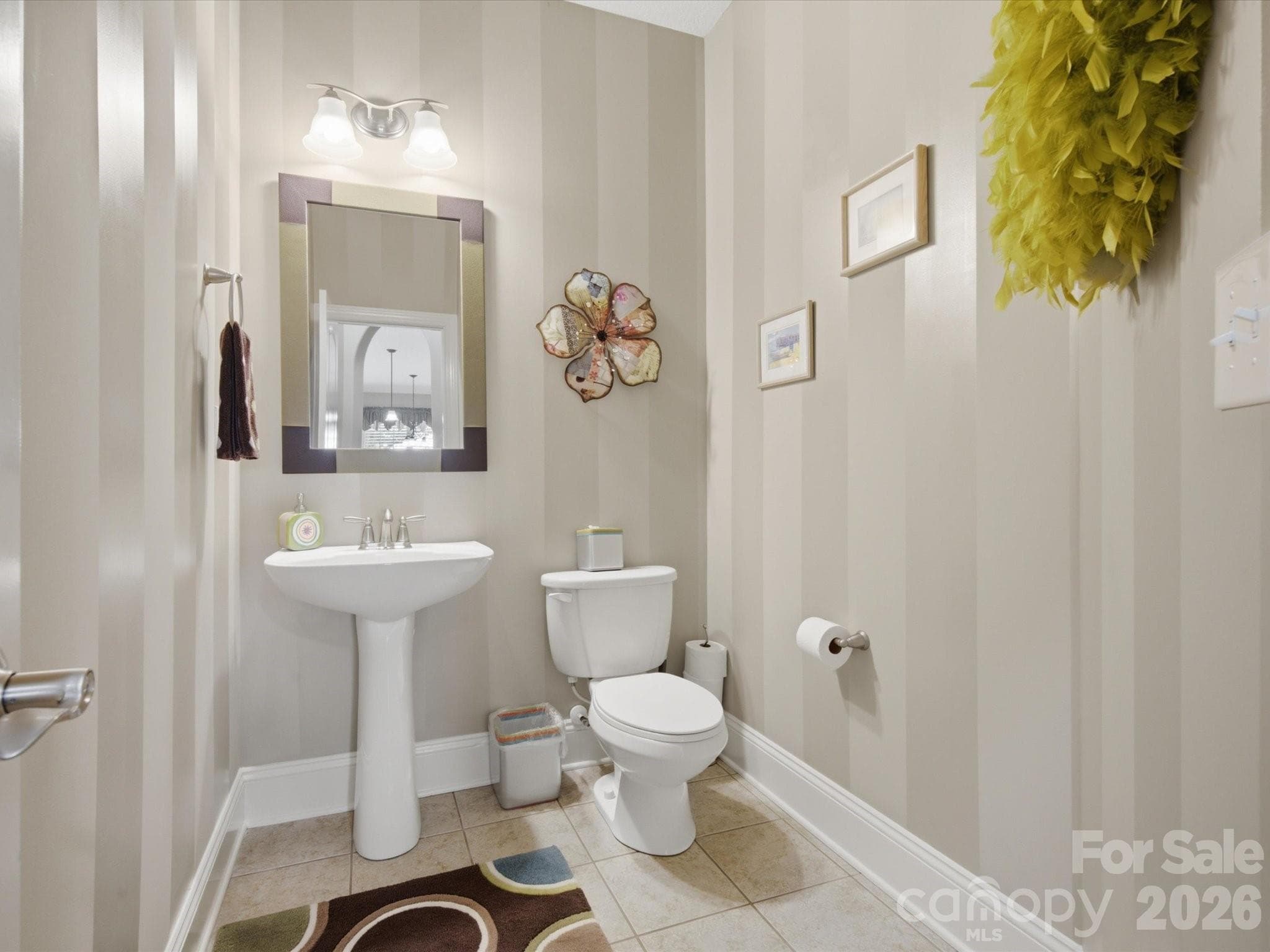 Guest bath - 1023 Madras Court, Davidson