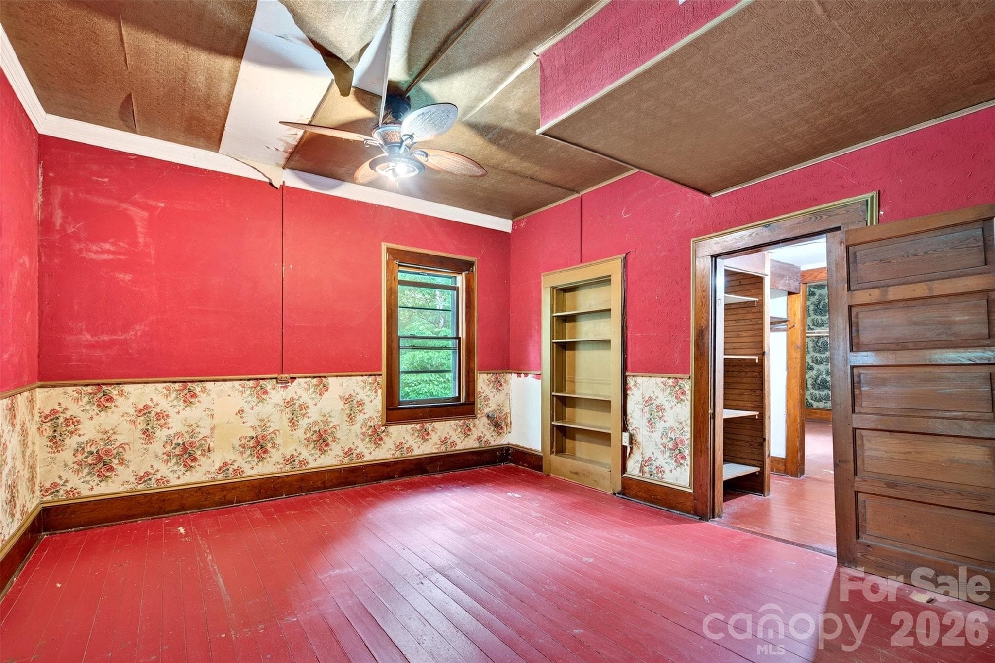Single Family Residence at 22 Woodbend Lane, Black Mountain, photo 29 of 48