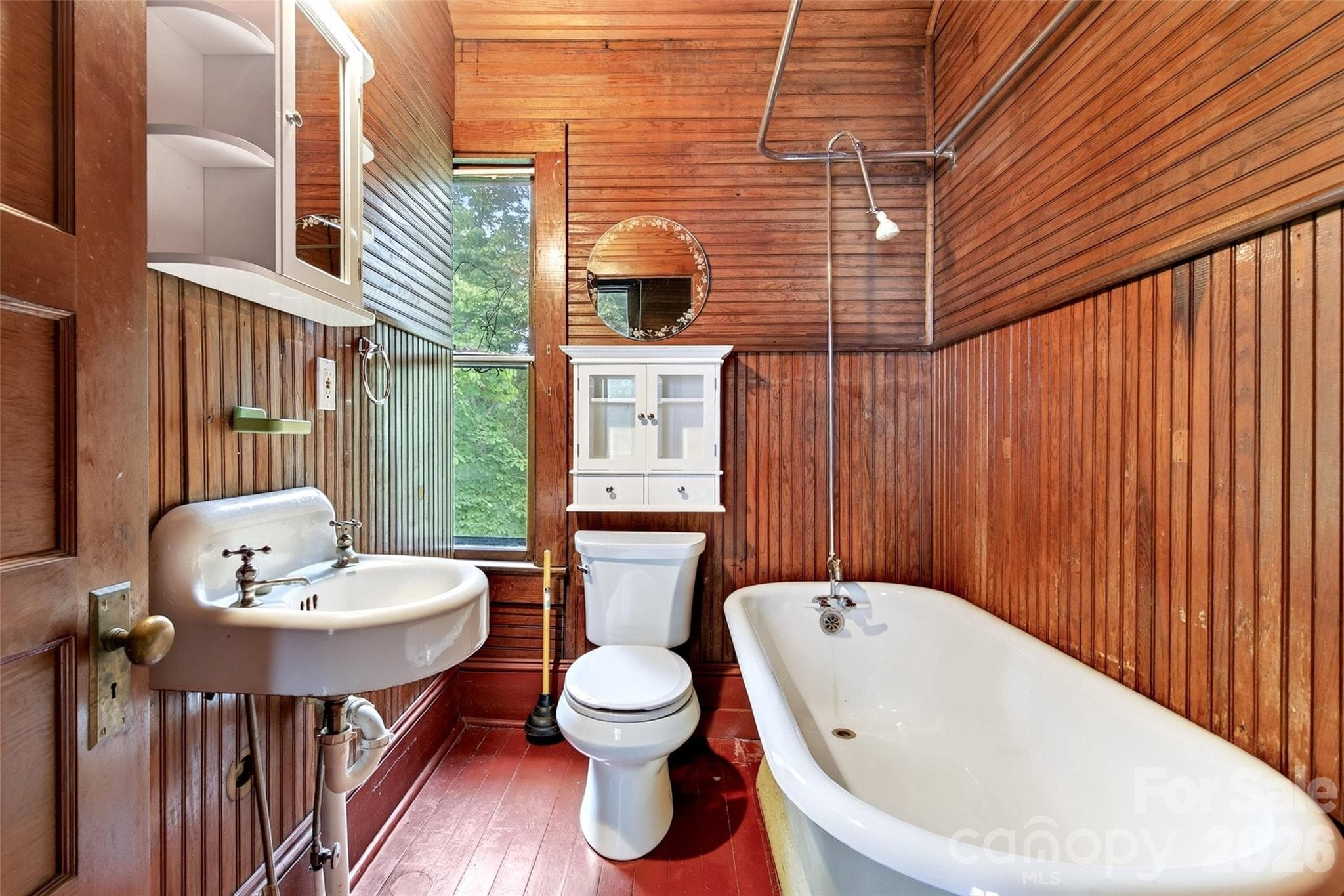 Single Family Residence at 22 Woodbend Lane, Black Mountain, photo 33 of 48
