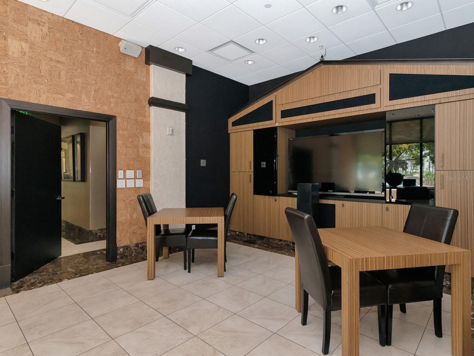 Condominium at 1255 N GULFSTREAM AVE #1101, SARASOTA, photo 70 of 100