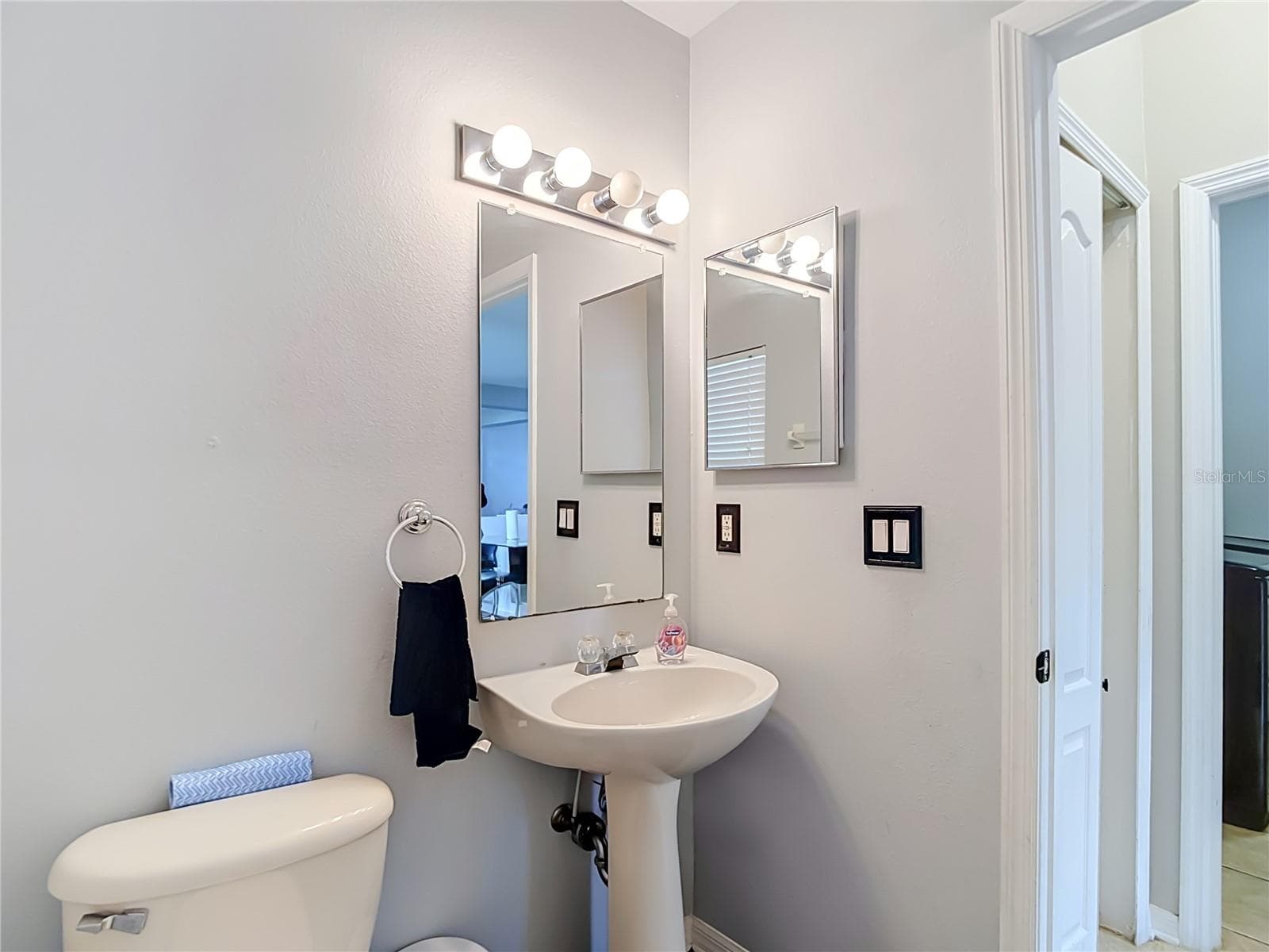 Single Family Residence at 4129 TARKINGTON DR, LAND O LAKES, photo 22 of 62