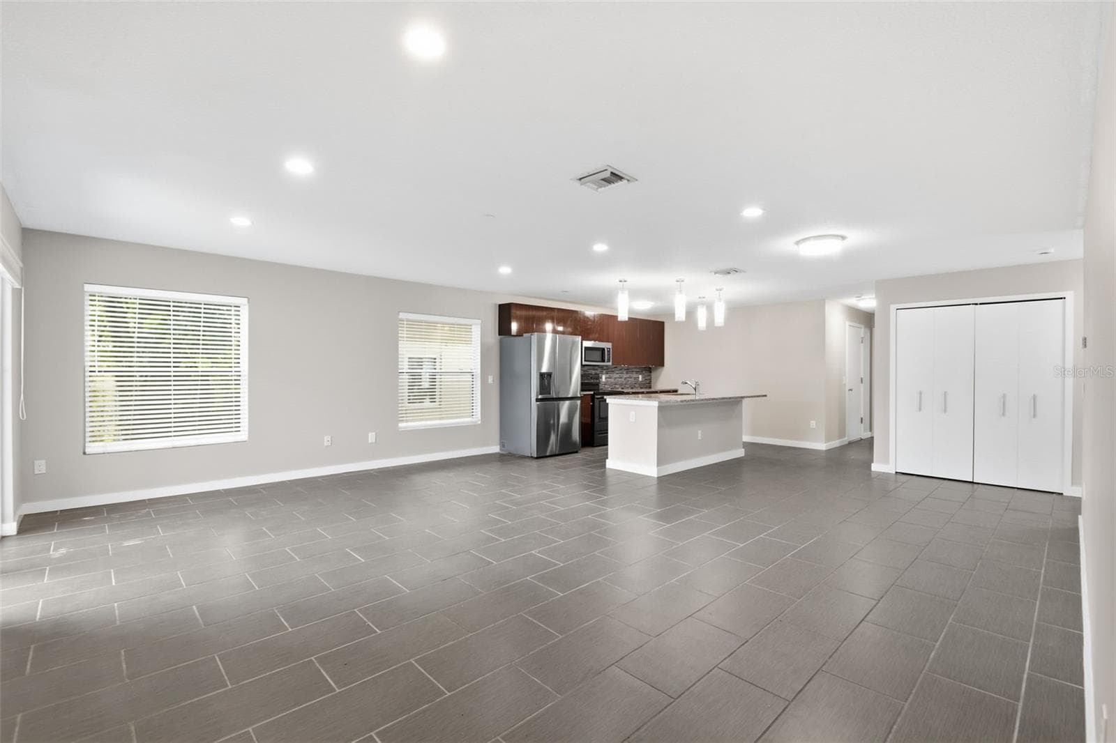 Single Family Residence at 2303 BAHIA VISTA ST, SARASOTA, photo 13 of 54
