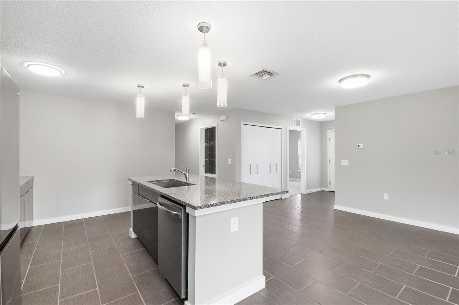 Single Family Residence at 2303 BAHIA VISTA ST, SARASOTA, photo 16 of 54