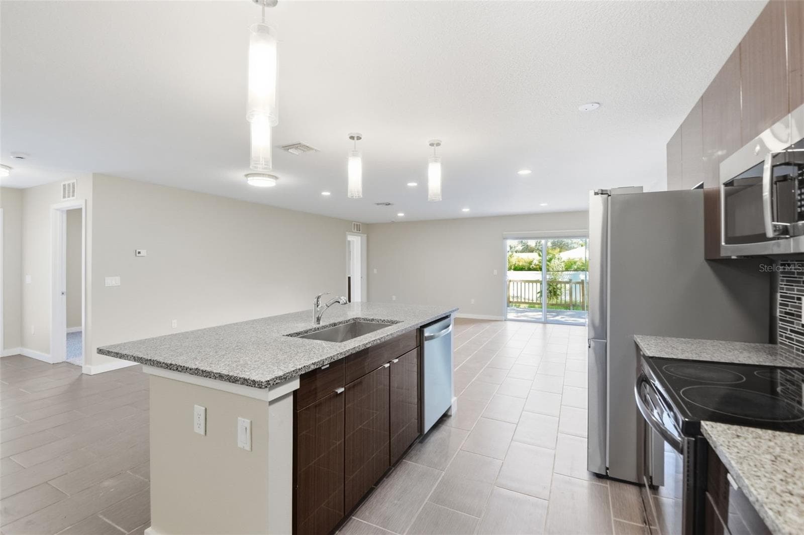 Single Family Residence at 2303 BAHIA VISTA ST, SARASOTA, photo 22 of 54
