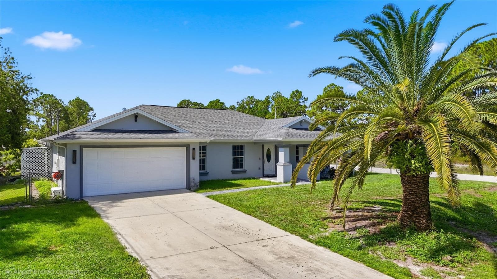 Front view - 1104 MORTON ST E, LEHIGH ACRES