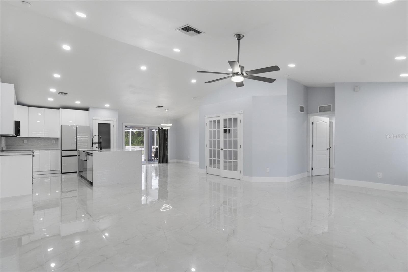 Kitchen living room combo - 1104 MORTON ST E, LEHIGH ACRES