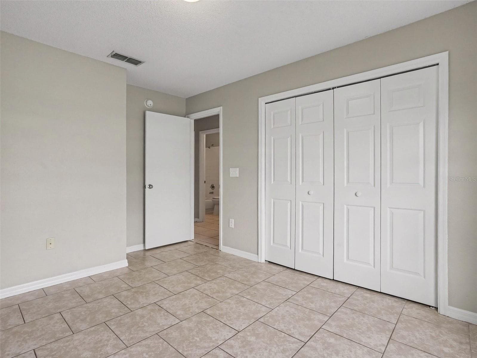 Single Family Residence at 3735 IMPERIAL DR, WINTER HAVEN, photo 22 of 24