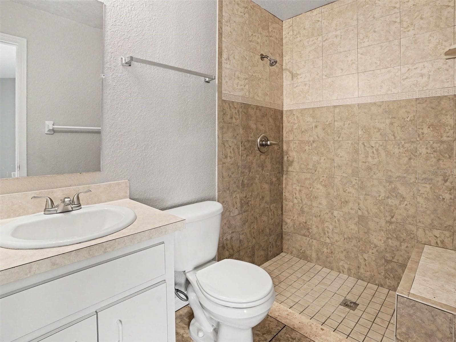 Single Family Residence at 3735 IMPERIAL DR, WINTER HAVEN, photo 23 of 24