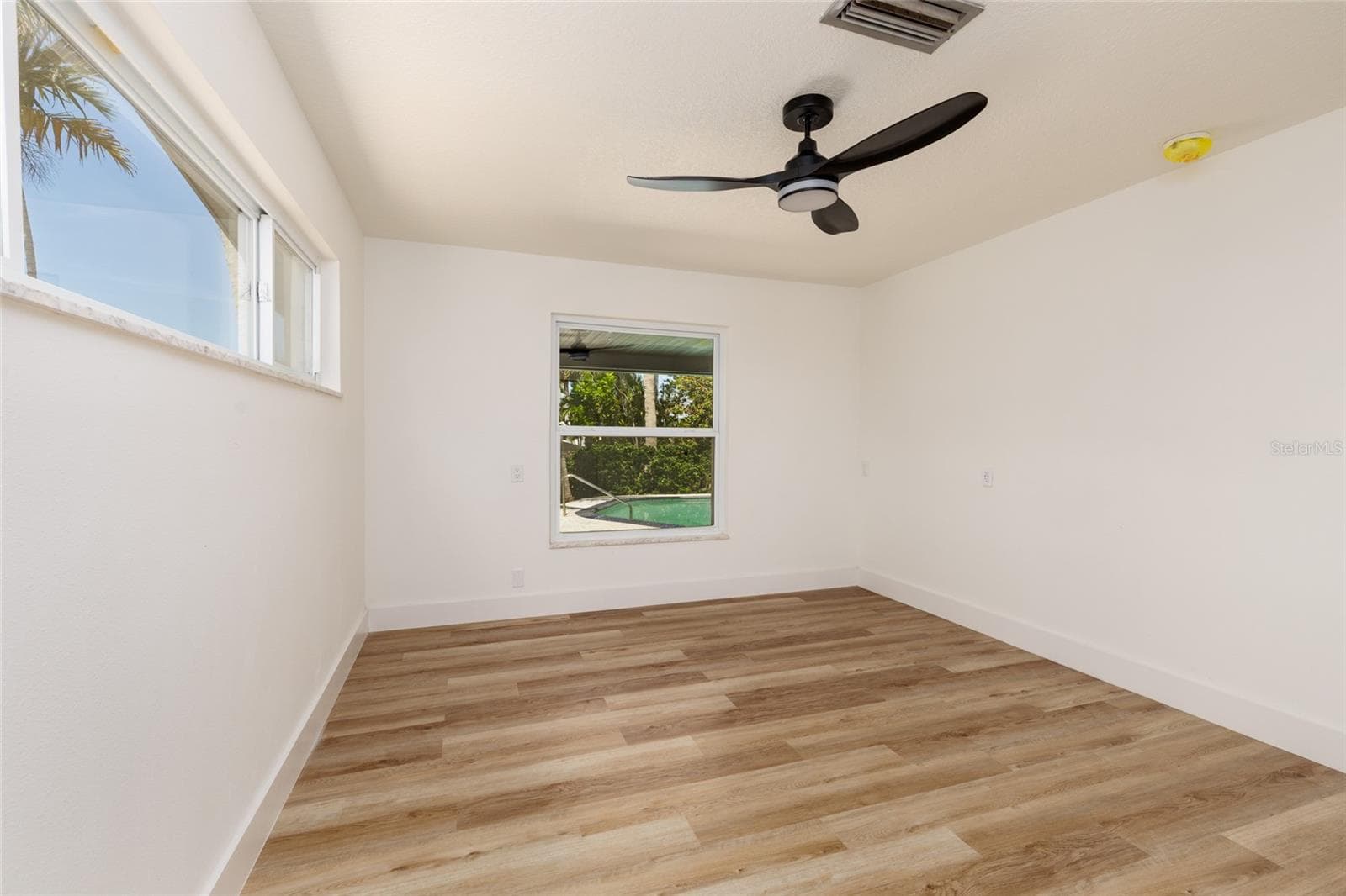 Single Family Residence at 3960 13TH WAY NE, ST PETERSBURG, photo 22 of 51