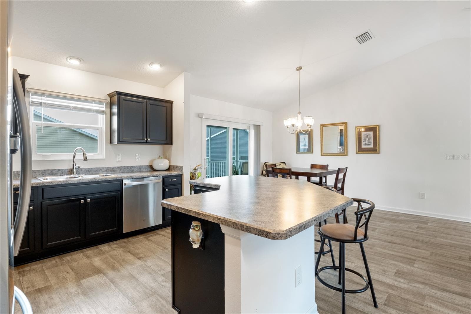 Open concept Kitchen/Dining - 301 KLAMUT CT, THE VILLAGES