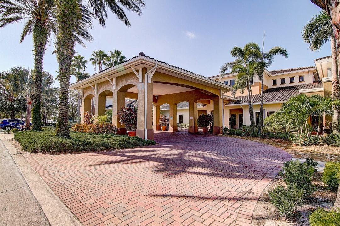 Condominium at 2209 HARTLEBURY WAY #402, SUN CITY CENTER, photo 61 of 69
