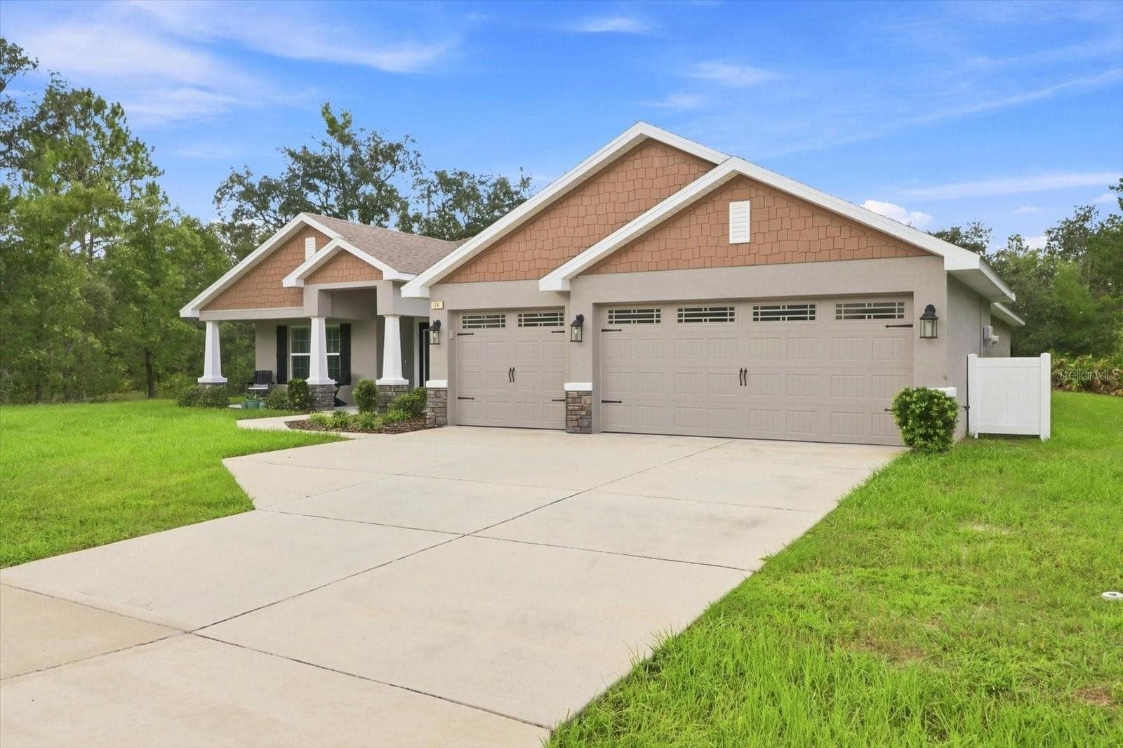 Single Family Residence at 14 LUPINE ST, HOMOSASSA, photo 3 of 45