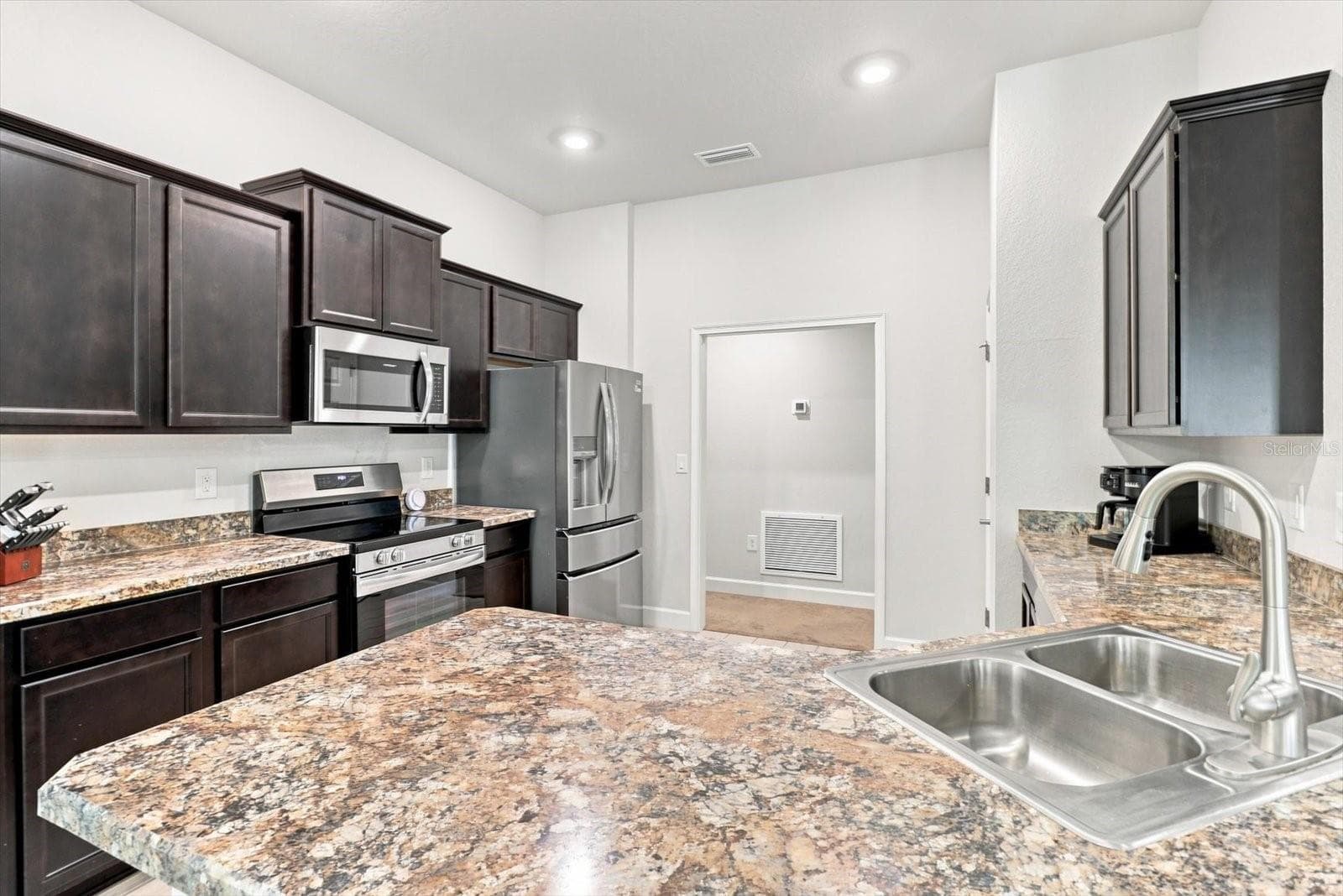 Single Family Residence at 14 LUPINE ST, HOMOSASSA, photo 16 of 45