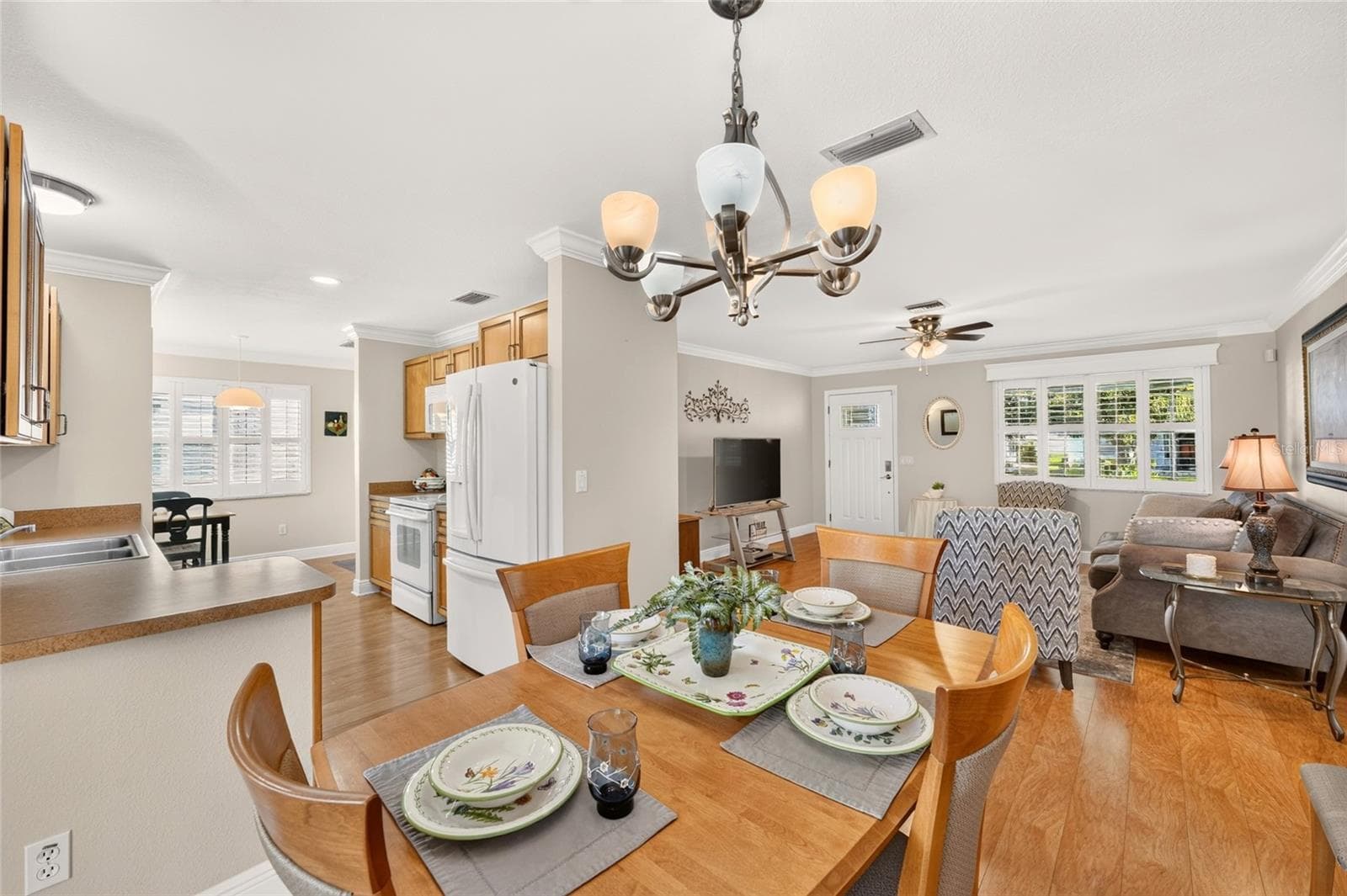 Single Family Residence at 1218 SANTOS PL, THE VILLAGES, photo 13 of 47