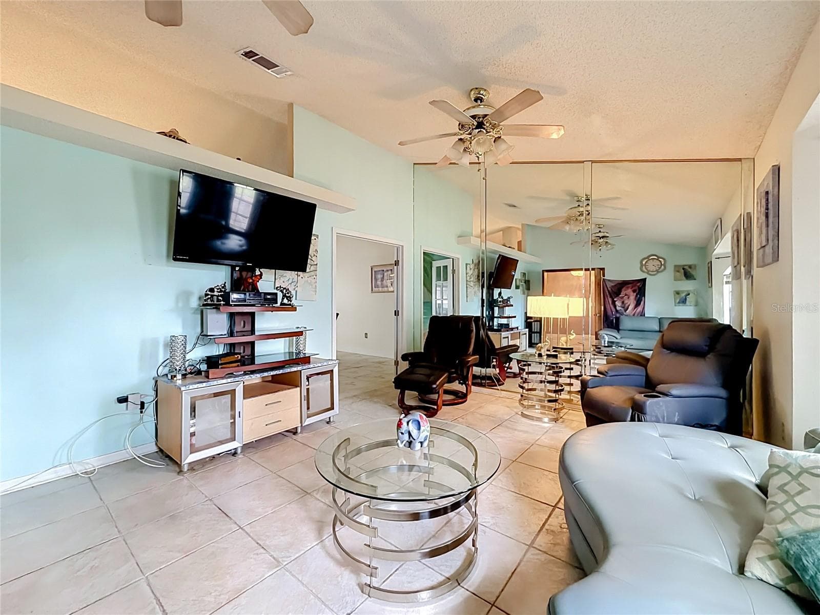 Single Family Residence at 1406 KINGSTON WAY, KISSIMMEE, photo 9 of 64