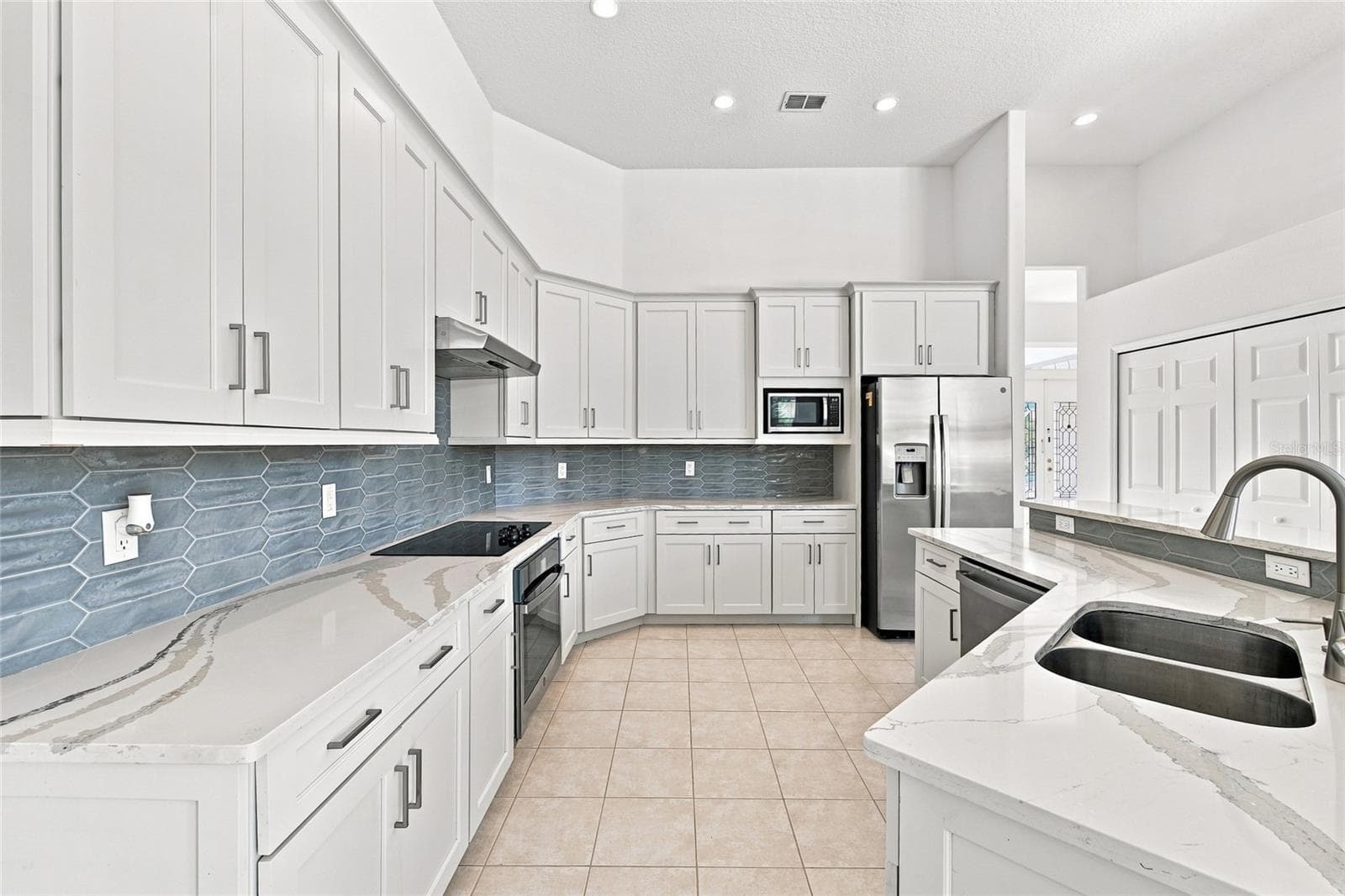Kitchen - 10008 CANOPY TREE CT, ORLANDO