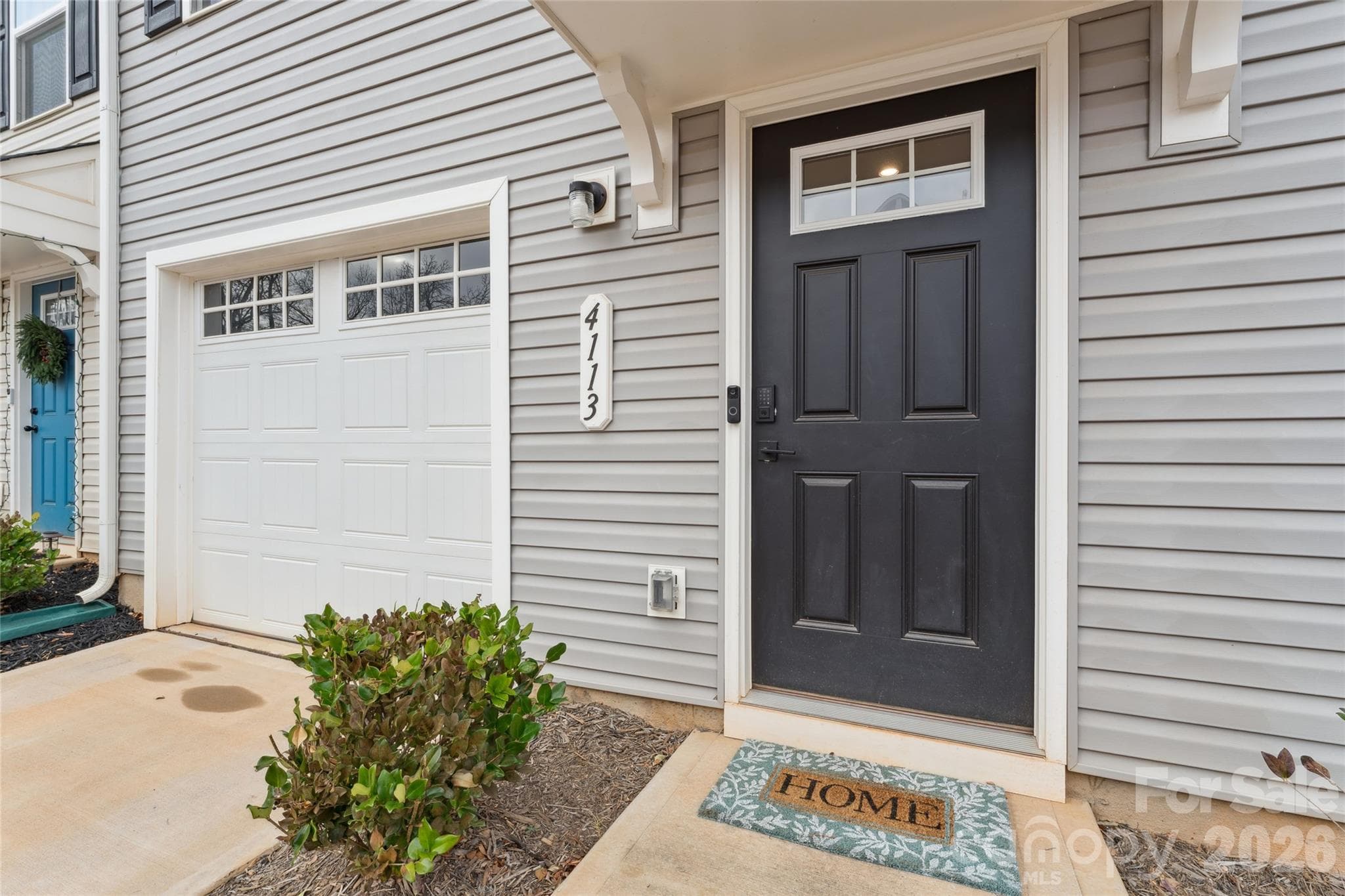 Townhouse at 4113 Prusik Lane, Charlotte, photo 3 of 35