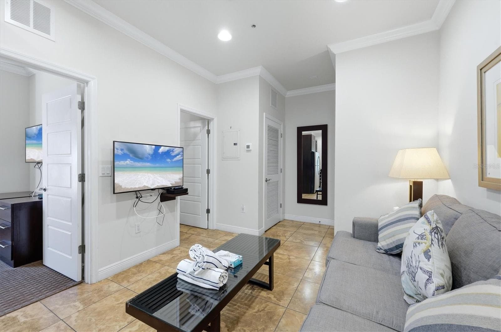 Living Area - 1020 SUN N SEA DR #102, SARASOTA