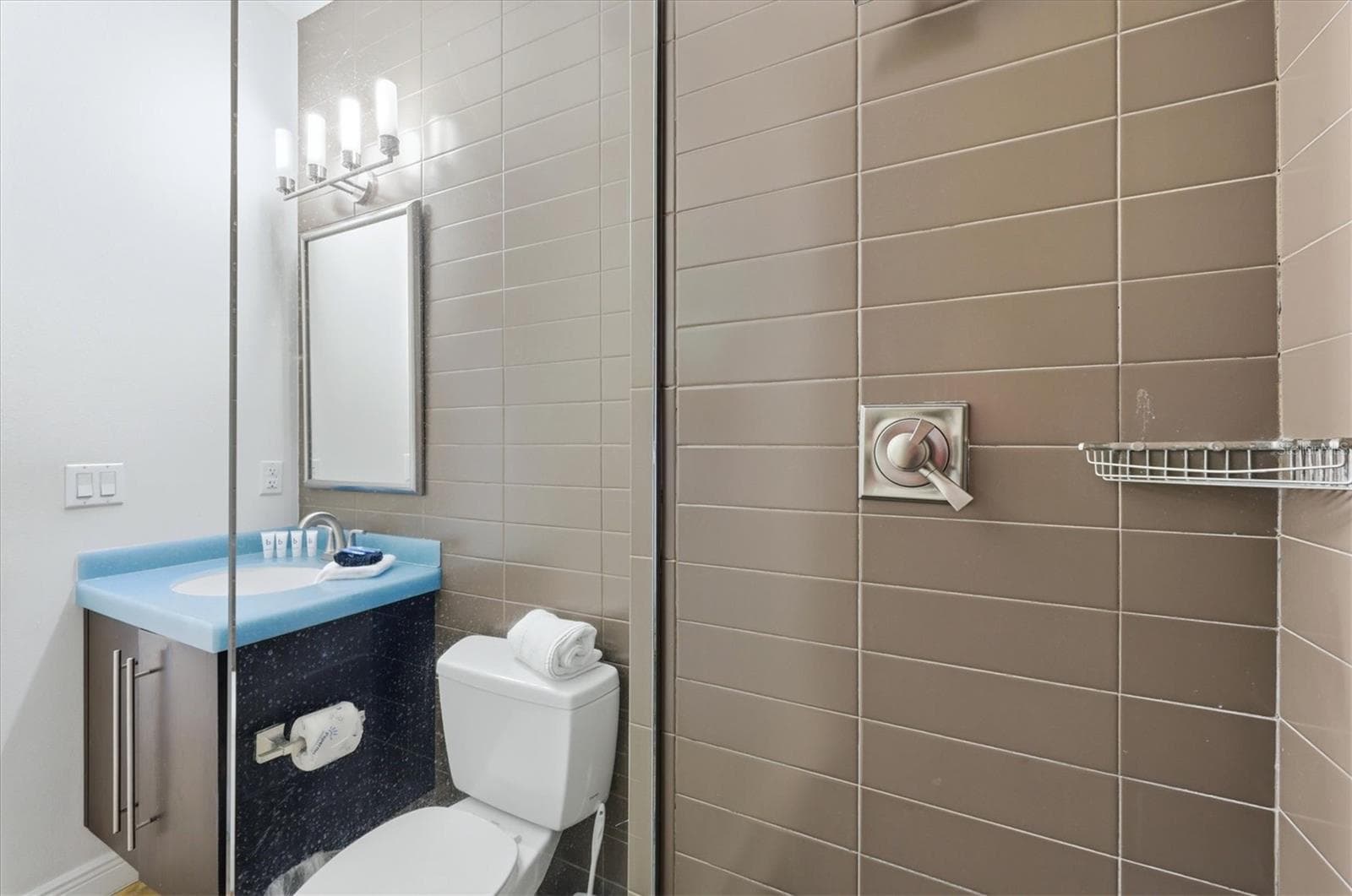 Bathroom - 1020 SUN N SEA DR #102, SARASOTA