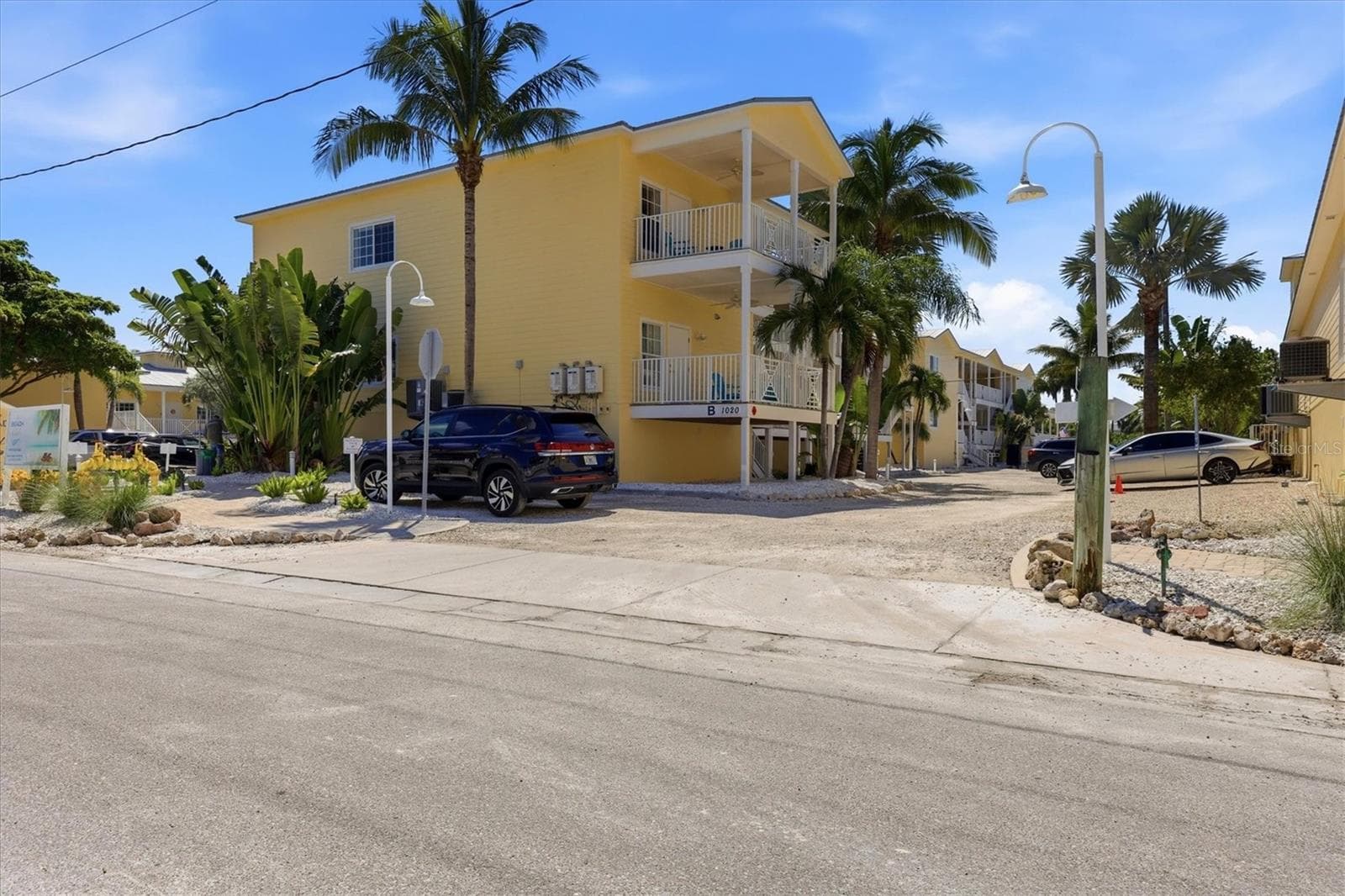 Condominium at 1020 SUN N SEA DR #102, SARASOTA, photo 38 of 84