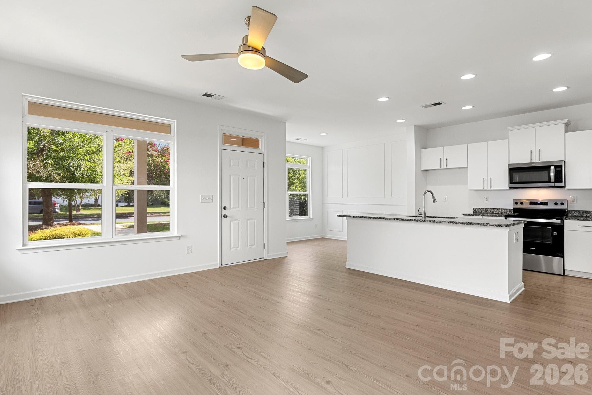 Townhouse at 214 Overstone Court, Fort Mill, photo 3 of 36