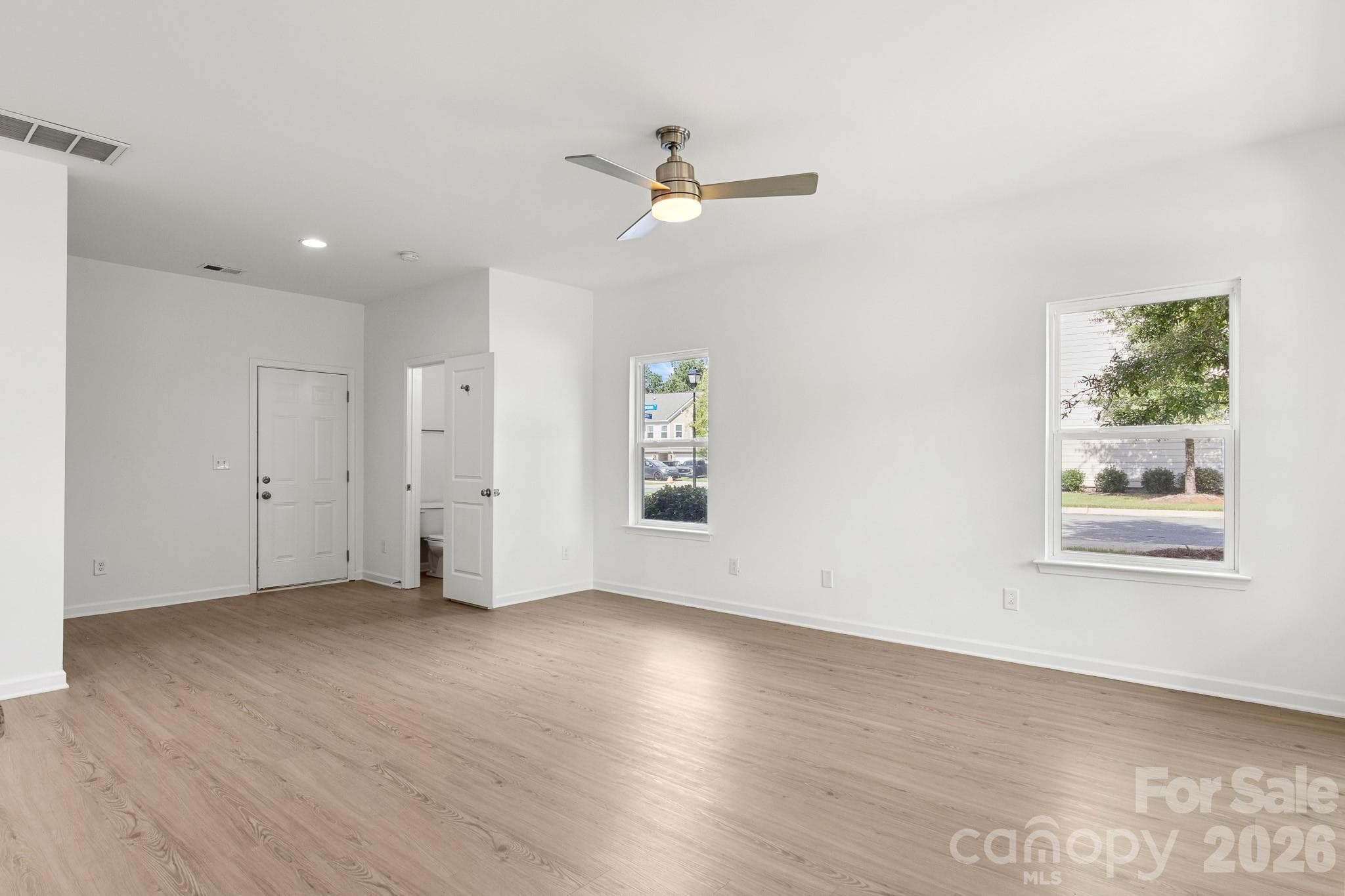 Townhouse at 214 Overstone Court, Fort Mill, photo 5 of 36