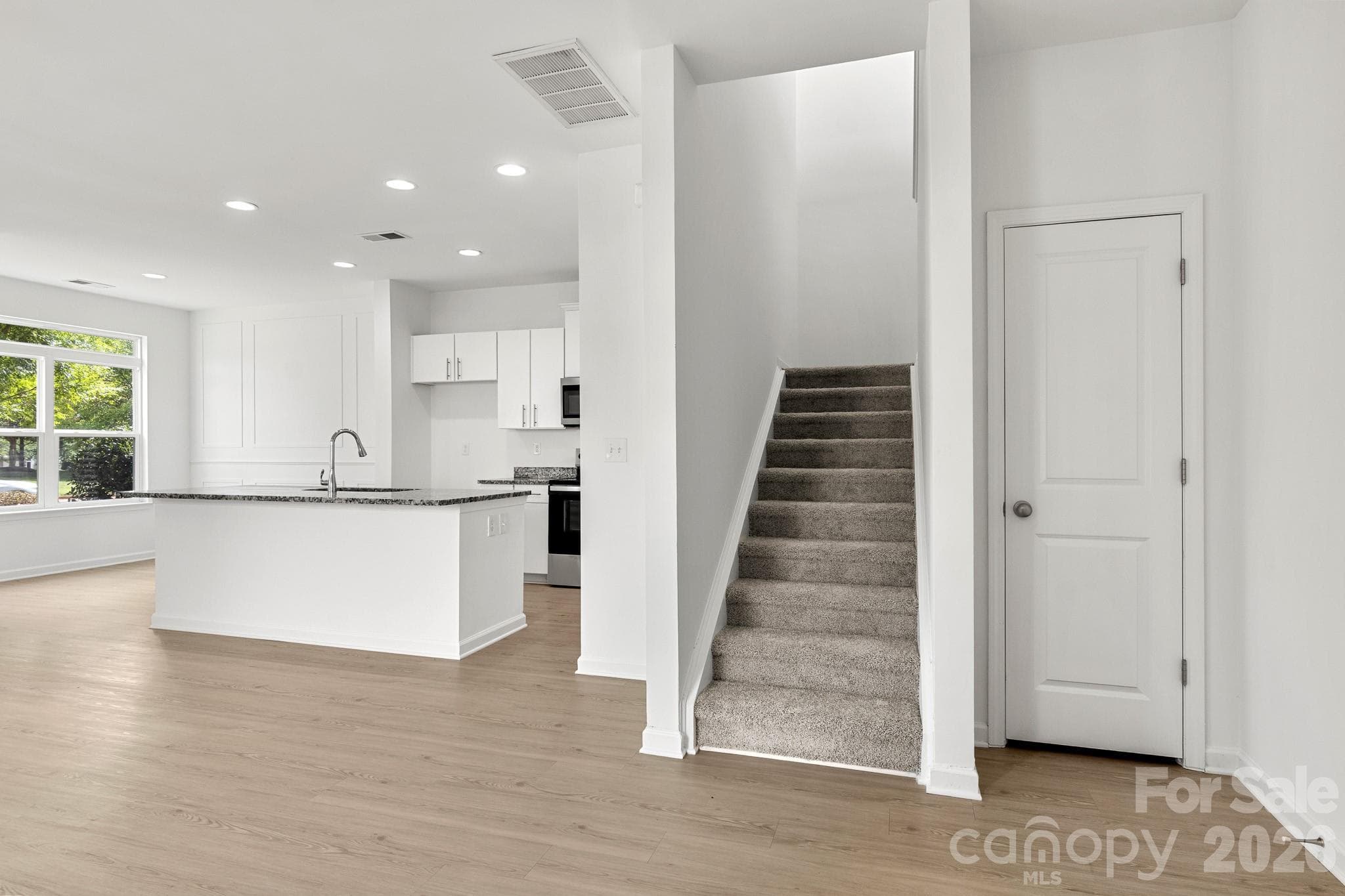 Townhouse at 214 Overstone Court, Fort Mill, photo 12 of 36