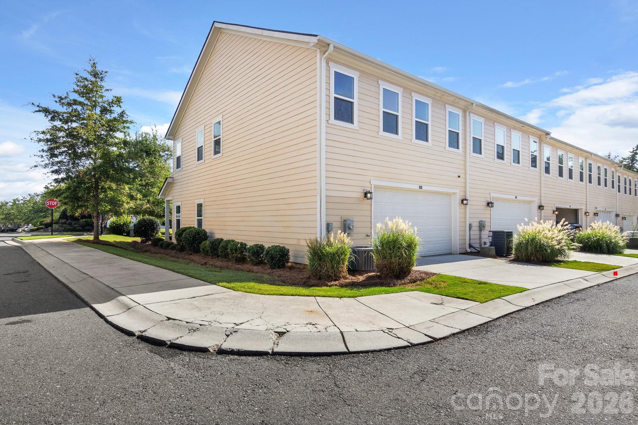 Townhouse at 214 Overstone Court, Fort Mill, photo 34 of 36