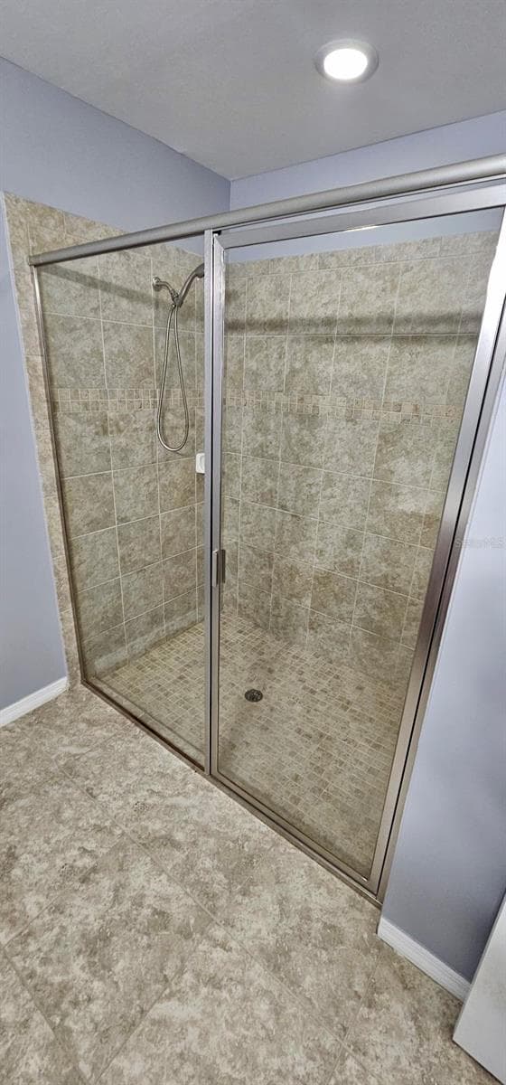 Primary Walk in Shower - 4266 DUTCHESS PARK RD, FORT MYERS