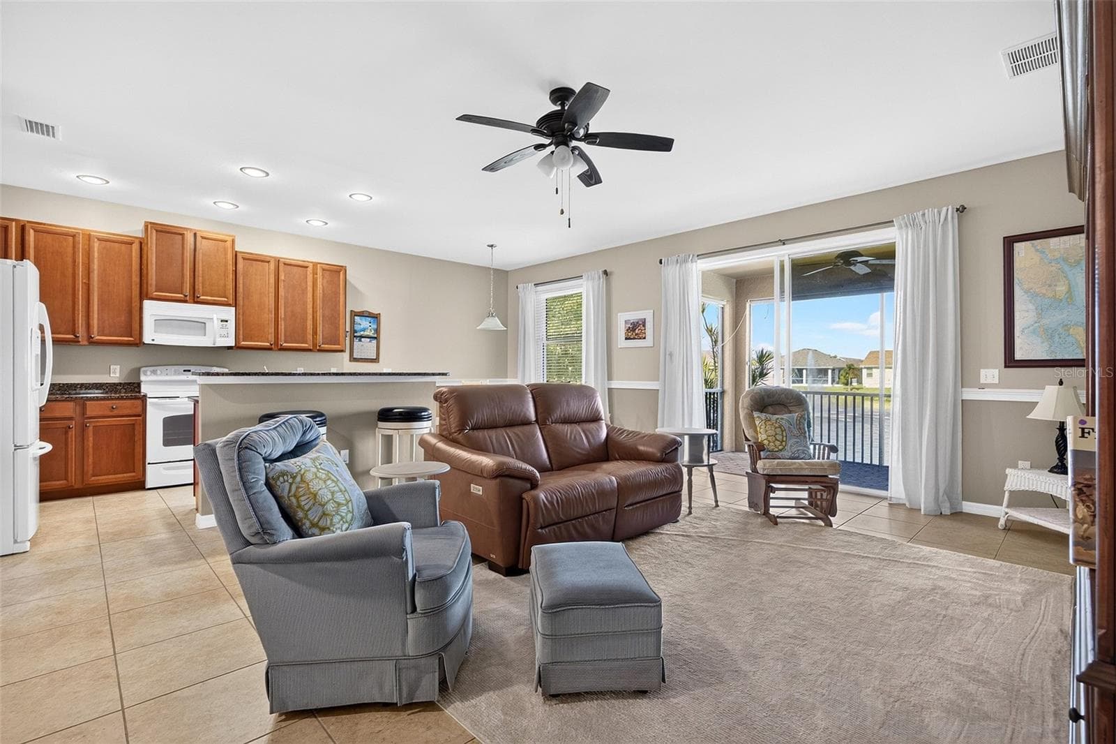 Single Family Residence at 24803 RIO VILLA LAKES CIR, PUNTA GORDA, photo 10 of 38