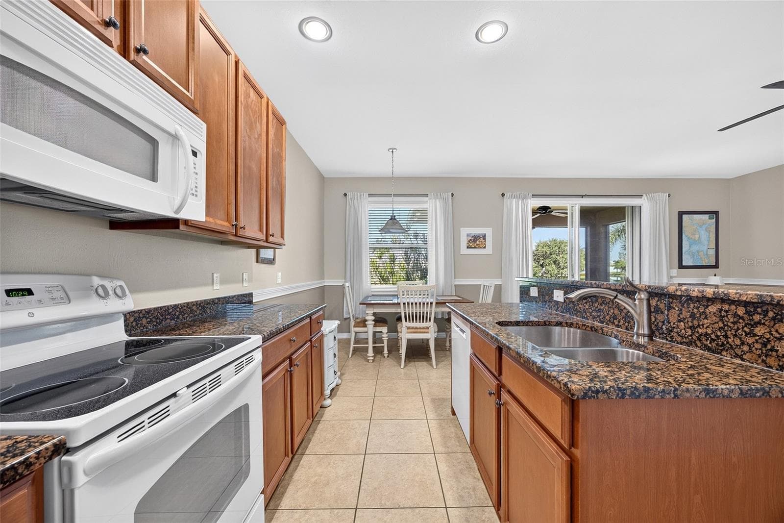 Single Family Residence at 24803 RIO VILLA LAKES CIR, PUNTA GORDA, photo 15 of 38