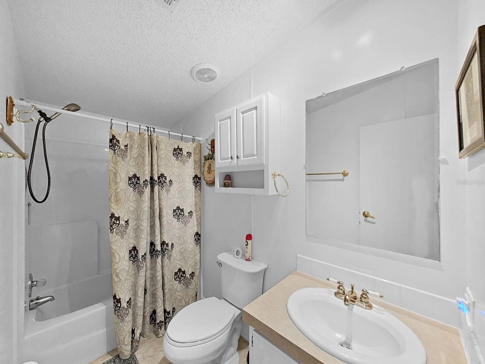 Manufactured Home at 490 LINDSEY DR, LAKELAND, photo 34 of 38