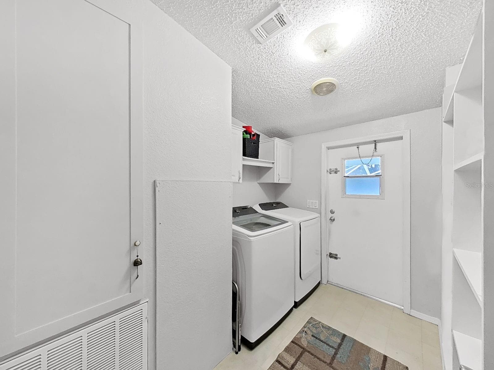 Manufactured Home at 490 LINDSEY DR, LAKELAND, photo 35 of 38