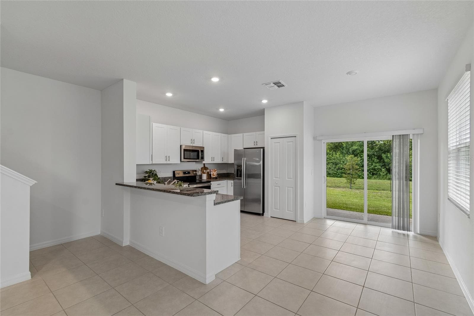 Townhouse at 222 TULIP BANDED WAY, RUSKIN, photo 3 of 26