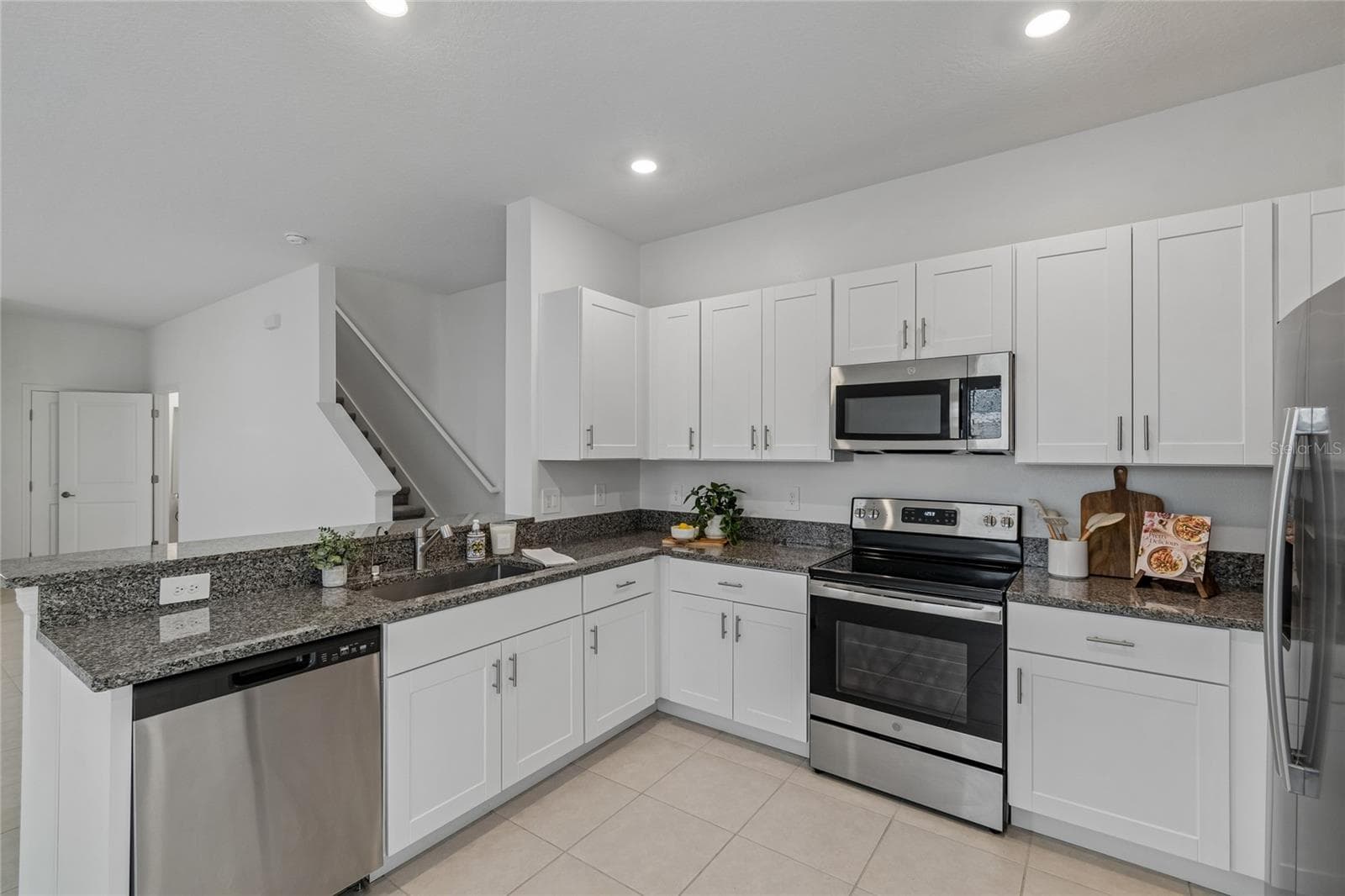 Townhouse at 222 TULIP BANDED WAY, RUSKIN, photo 6 of 26