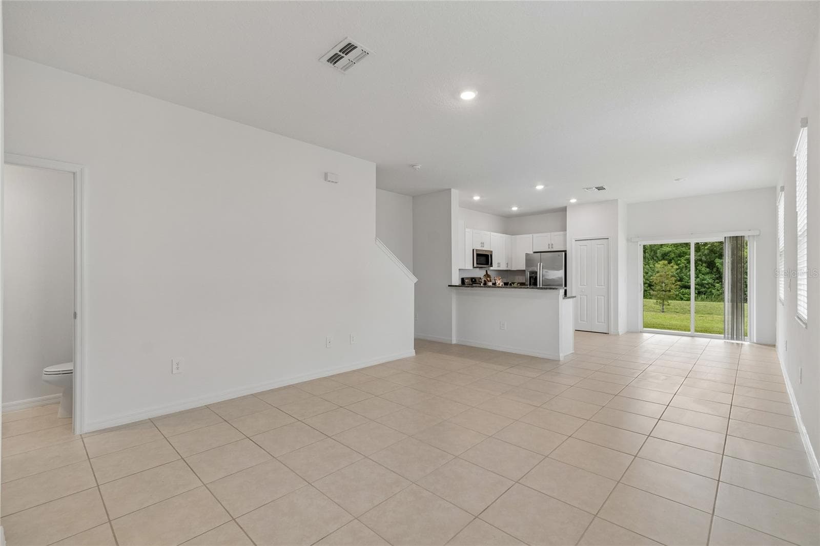 Townhouse at 222 TULIP BANDED WAY, RUSKIN, photo 9 of 26