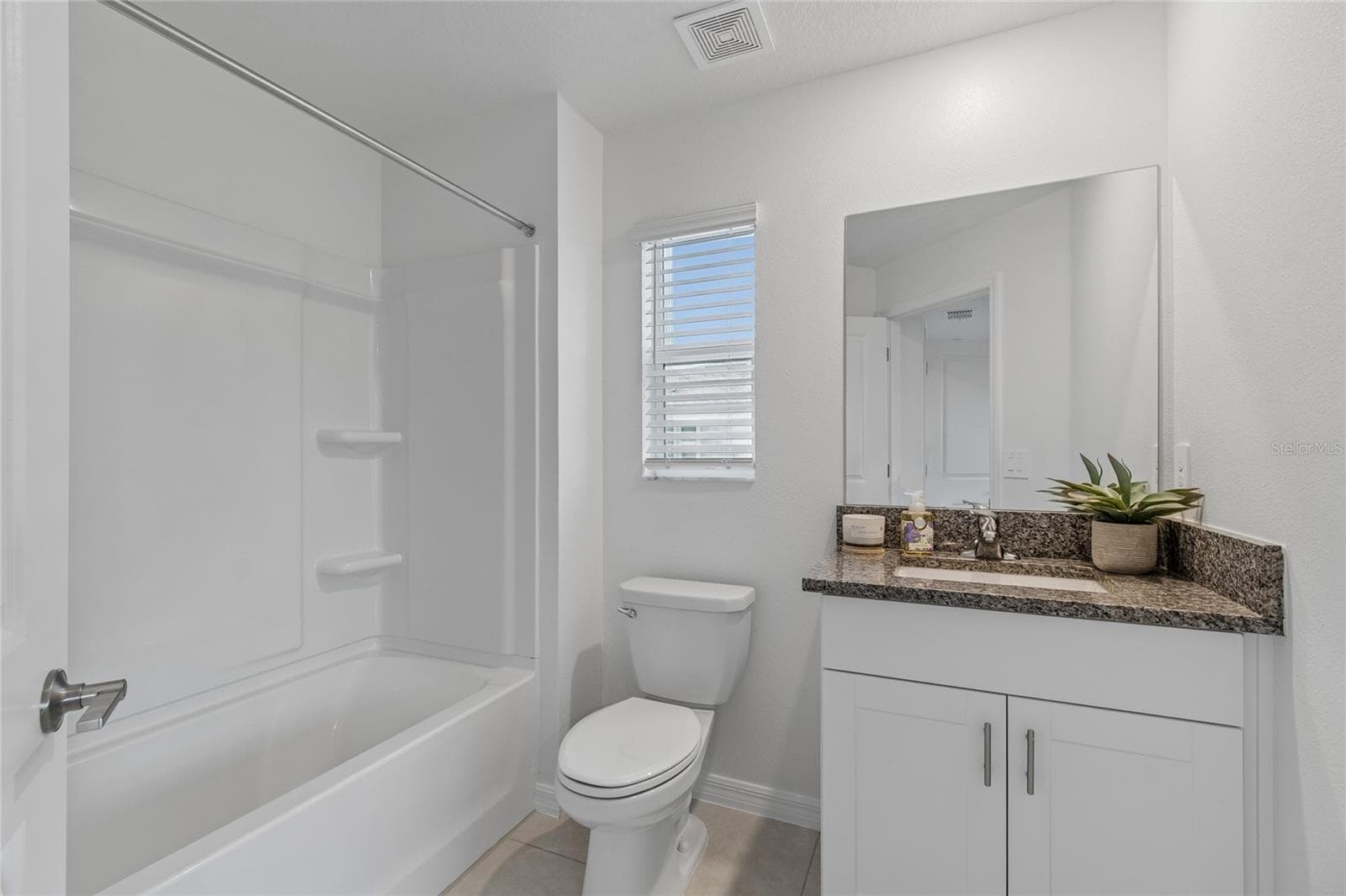 Townhouse at 222 TULIP BANDED WAY, RUSKIN, photo 14 of 26