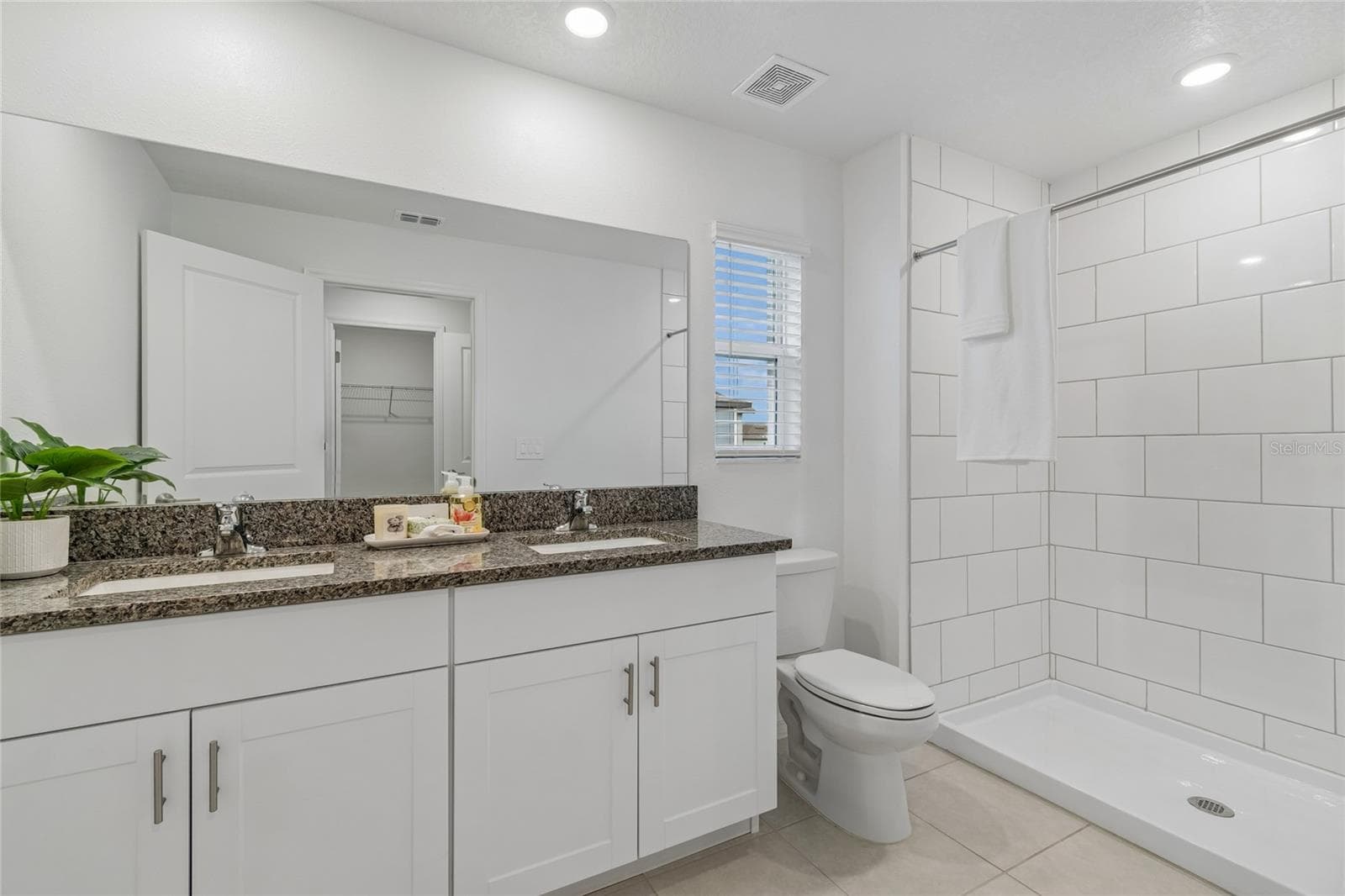 Townhouse at 222 TULIP BANDED WAY, RUSKIN, photo 15 of 26
