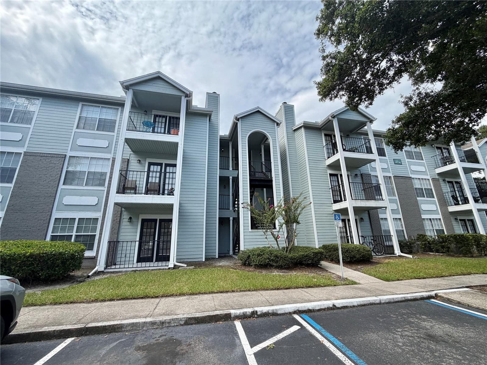 2550 N ALAFAYA TRL #2111